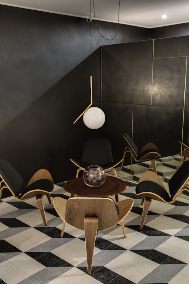 ナヴォーナ シアター ホテル