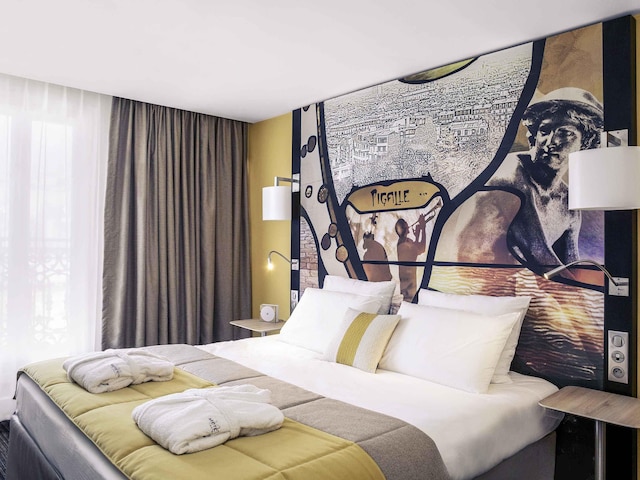 メルキュール パリ 9 ピガール サクレ クール