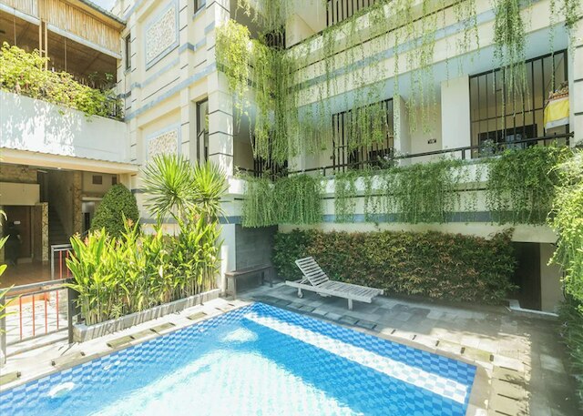 ラントゥンズ プレイス ヌサ ドゥア