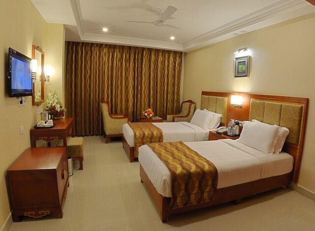 メトロ グランド ホテル