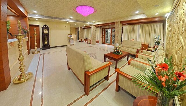 メトロ グランド ホテル