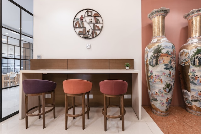 AT115 バイ ロンポ マンション