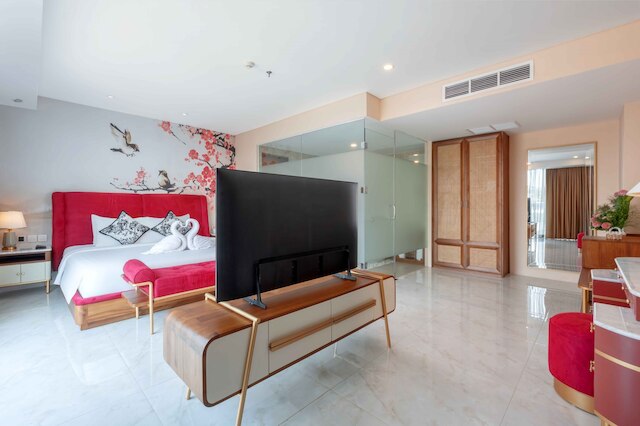 グランド エッジ ホテル スマラン