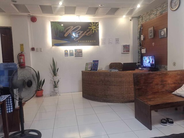 ラジェ レジデンス