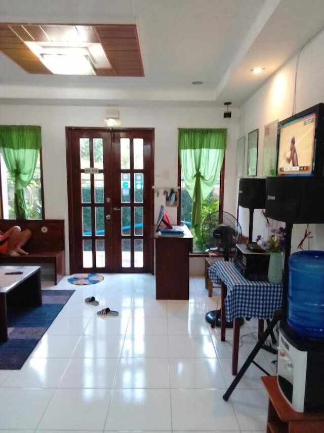 ラジェ レジデンス