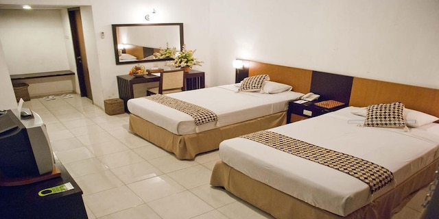 スリウェダリ ホテル ジョグジャカルタ