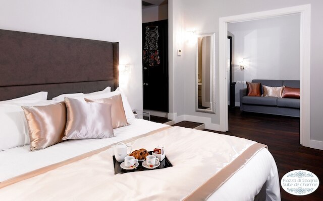 ピアッツァ ディ スパーニャ スイート デ シャルム