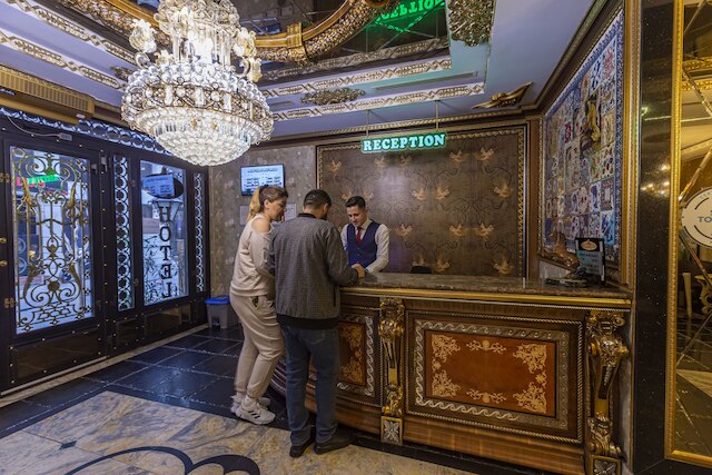 ラーレリ ブルー マルマライ ホテル