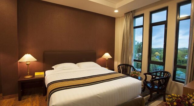 ホテル カン イェック タール