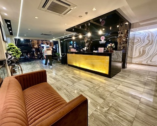 サクラ スカイ レジデンス