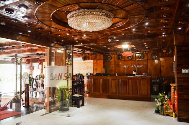 サン サン ホテル