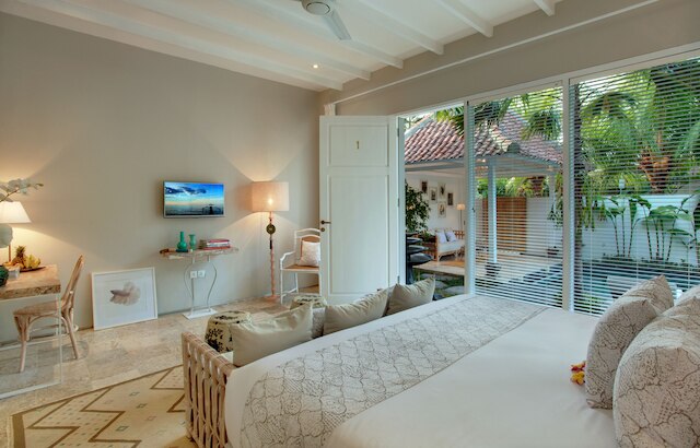 ルーム & ベスパ 4