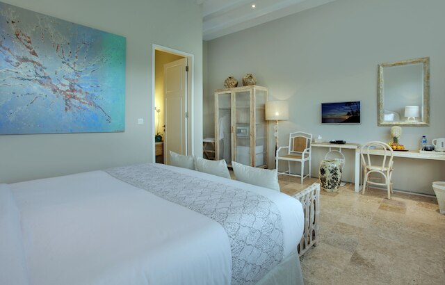 ルーム & ベスパ 4