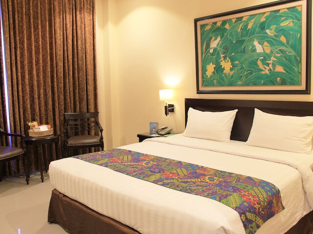 ナリタ クラッシック スラバヤ