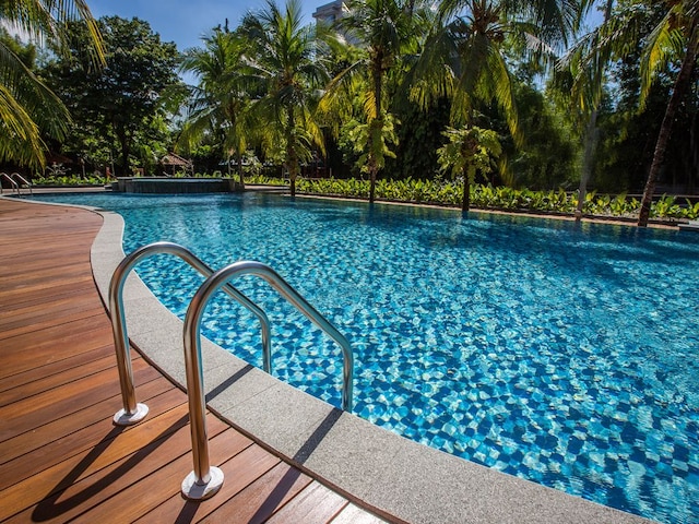 ナリタ クラッシック スラバヤ