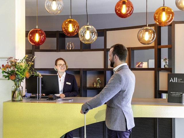 メルキュール ホテル デュッセルドルフ ツェントゥルム