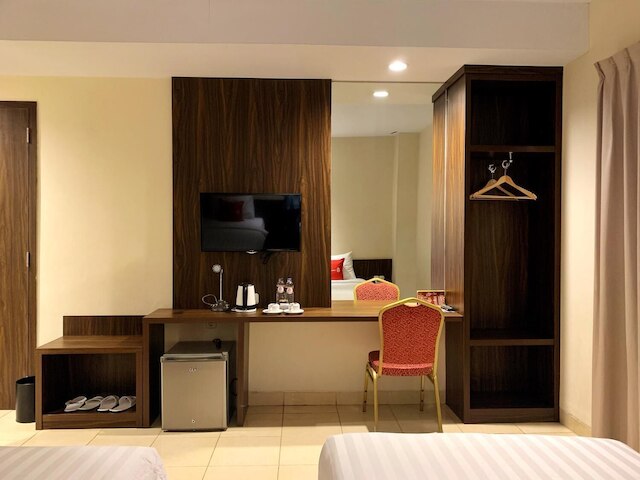 アメーラ ホテル