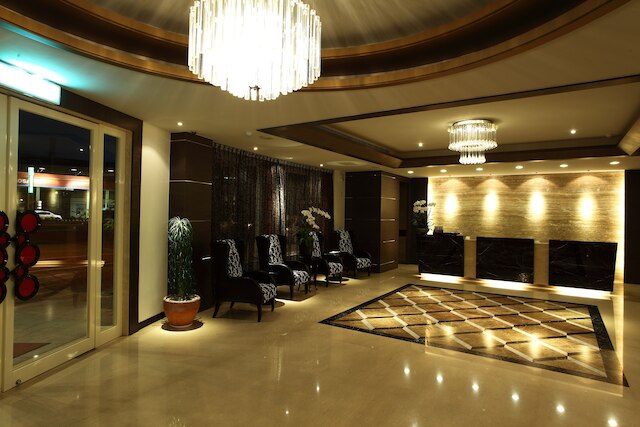 チア シー パオ ホテル (佳仕堡商務飯店)