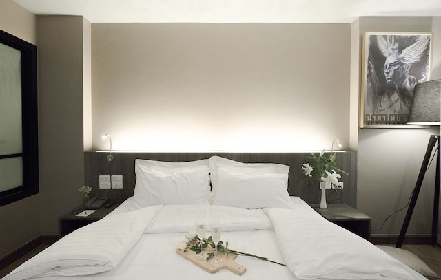 アート マイ ギャラリー ニマン ホテル