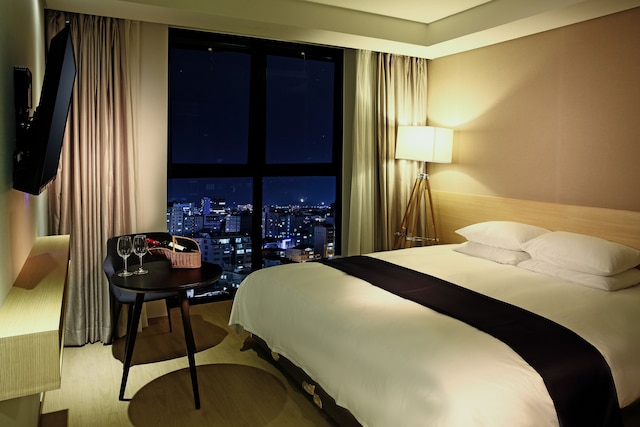 ホテル ザ ワン