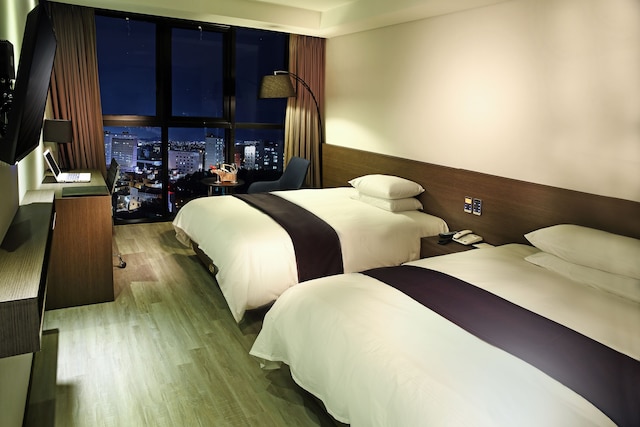 ホテル ザ ワン