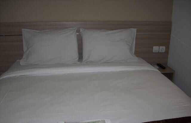 ノッズ ホテル スマラン