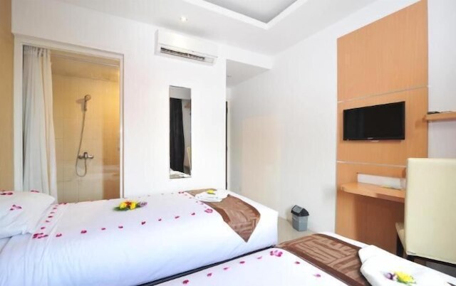 ノッズ ホテル スマラン