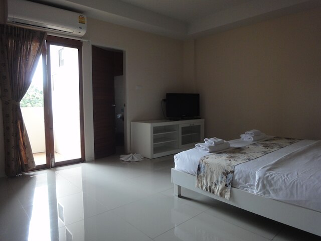 ロイヤル プレイス バーンチャン