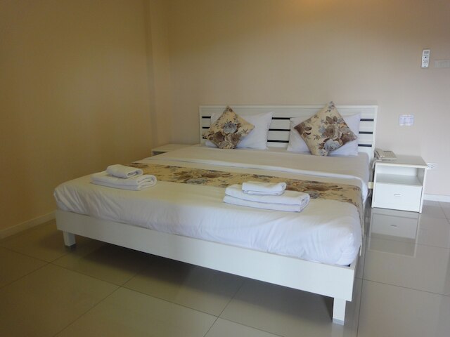 ロイヤル プレイス バーンチャン