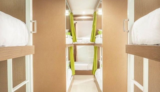 Wakeupホームステイ - ホステル