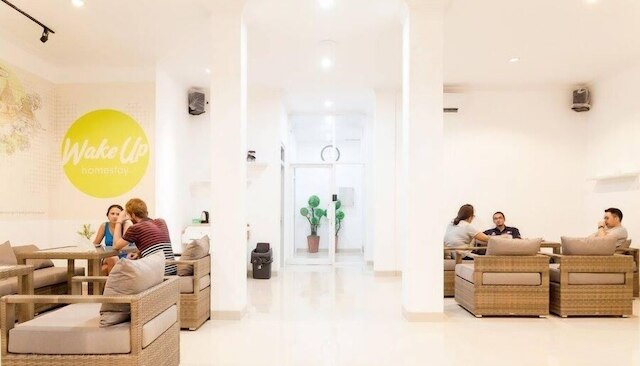 Wakeupホームステイ - ホステル