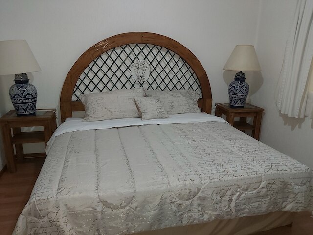 シュタインハウス エミリオ カステラル