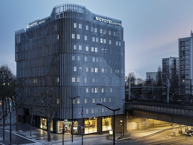 ノボテル スイーツ パリ エキスポ ポルト ドゥ ヴェルサイユ