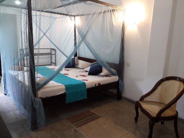 シー フロント ヒッカドゥワ