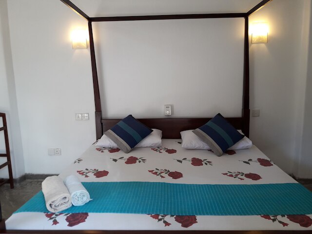 シー フロント ヒッカドゥワ