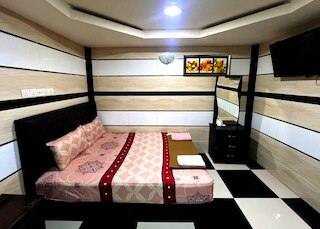 コタ ダマンサラ ビジネス ホテル