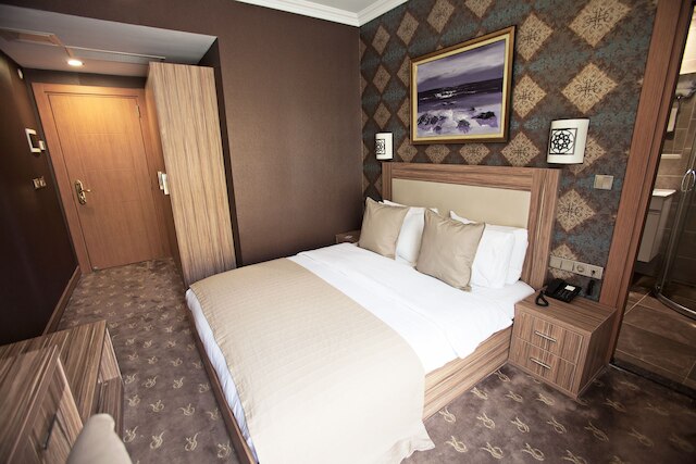 ザ ライズ アロン ビジネス ホテル マーター