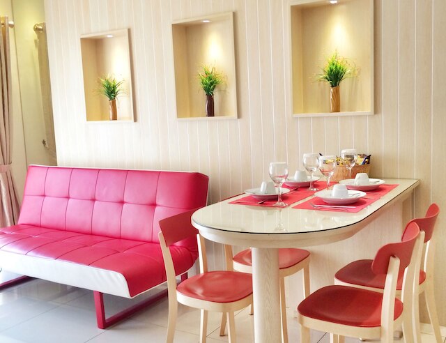 ラバリン スイート アパートメント