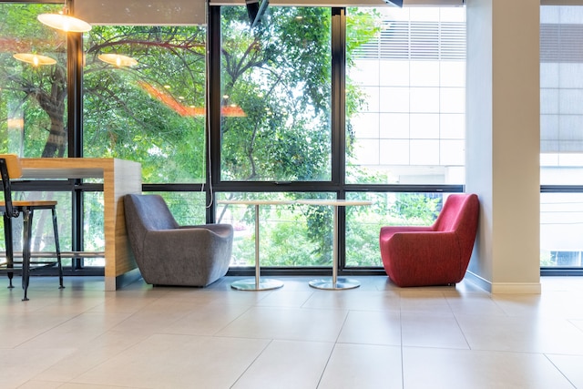 イージー プラネット バンコク スラウォン