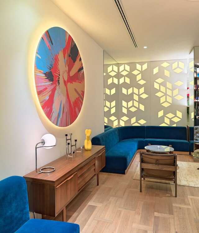 H10 キュービック