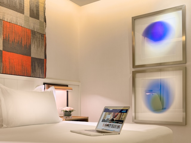 H10 キュービック