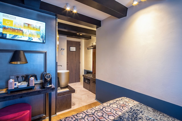 ミスターハイランドホテル