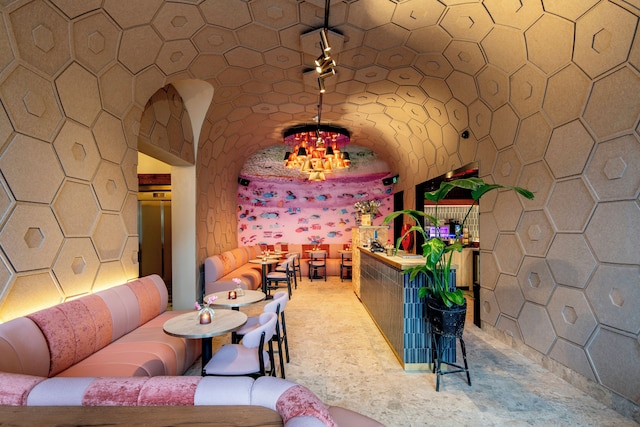 ミスターハイランドホテル