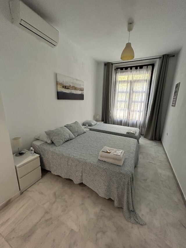 ザ スポット セントラル ホステル