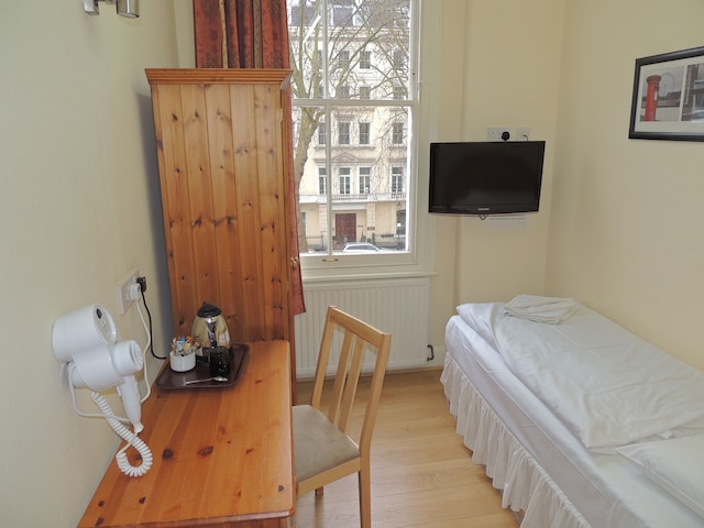 ドルフィン イン