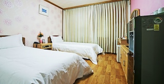 エメラルド ホテル