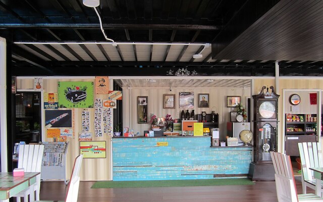 レトロ ボックス ホテル