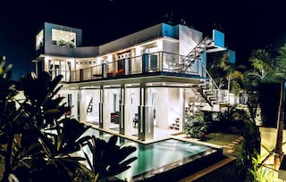 ハリウッド プール ヴィラ ジョムティエン パタヤ