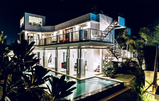 ハリウッド プール ヴィラ ジョムティエン パタヤ