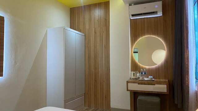 カリバン ホテル